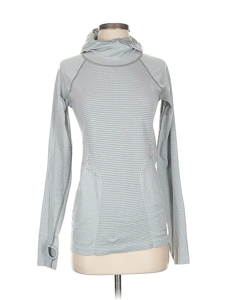 Click to view more detailed imagery on our partner's website Pre-owned New Balance Turtleneck Sweater In Silver