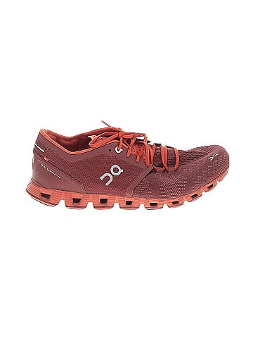 On Cloud Sneakers (view 1)