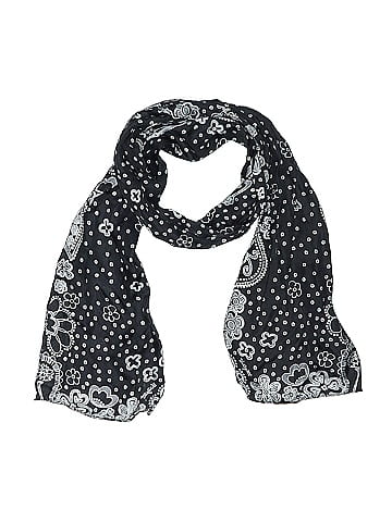 Thirty-One Scarf (view 1)
