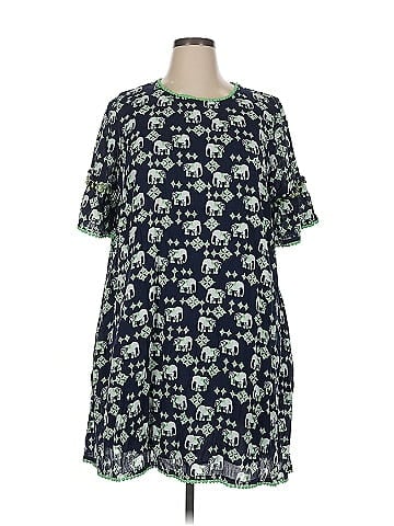 Crown & Ivy Casual Dress (view 1)