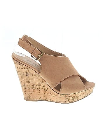 Chinese Laundry Wedges (view 1)