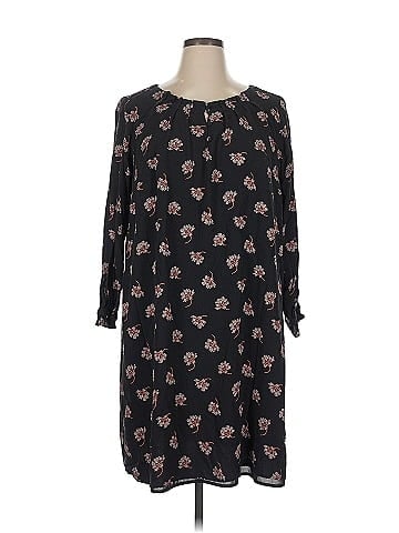 Ann Taylor LOFT Casual Dress (view 1)