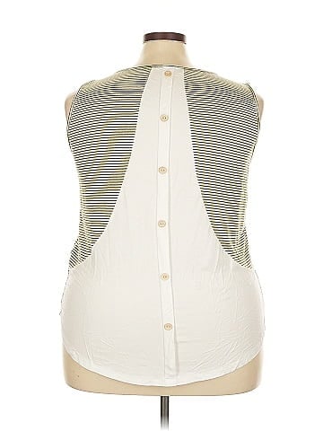 Pink Clover Sleeveless Top (view 2)