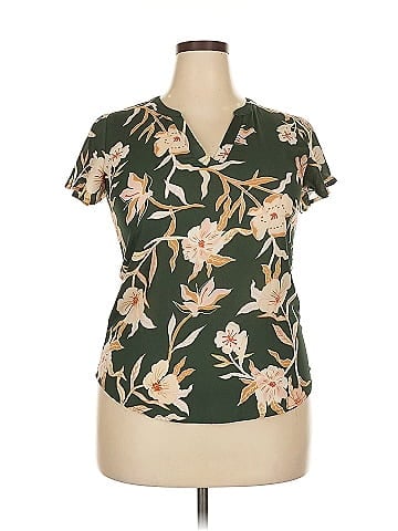 Maurices Short Sleeve Blouse (view 1)