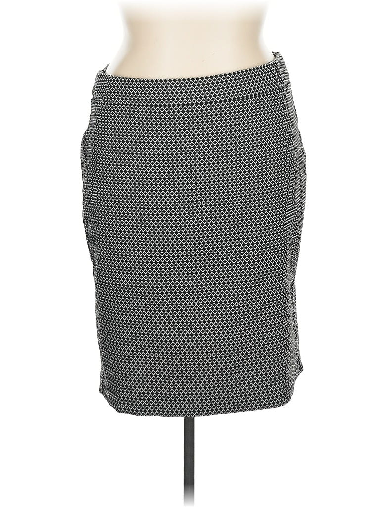 Click to view more detailed imagery on our partner's website Pre-owned Elle Casual Skirt In Gray