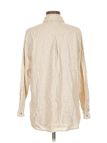 Old Navy Long Sleeve Button-Down Shirt (view 2)