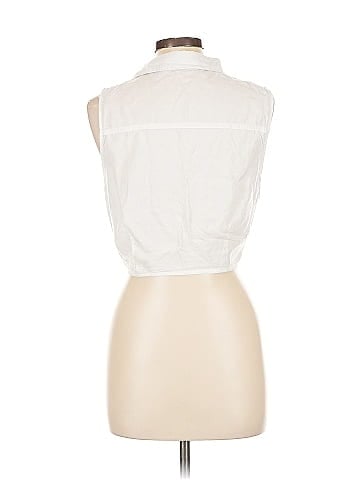 Love Tree Sleeveless Button-Down Shirt (view 2)