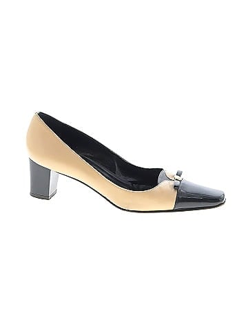 St. John Heels (view 1)