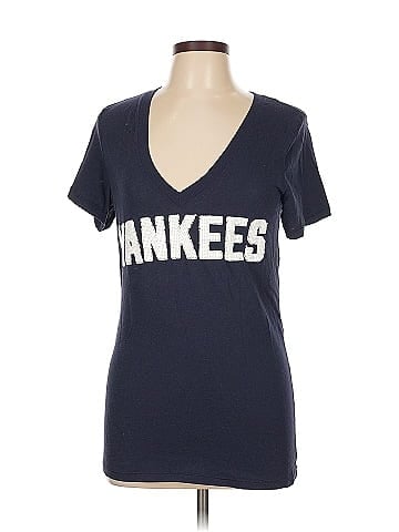 Victoria's Secret Pink Short Sleeve T-Shirt (view 1)