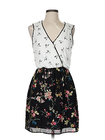 Forever 21 Contemporary Casual Dress (view 1)