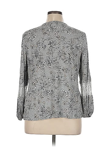 Liz Claiborne 3/4 Sleeve T-Shirt (view 2)
