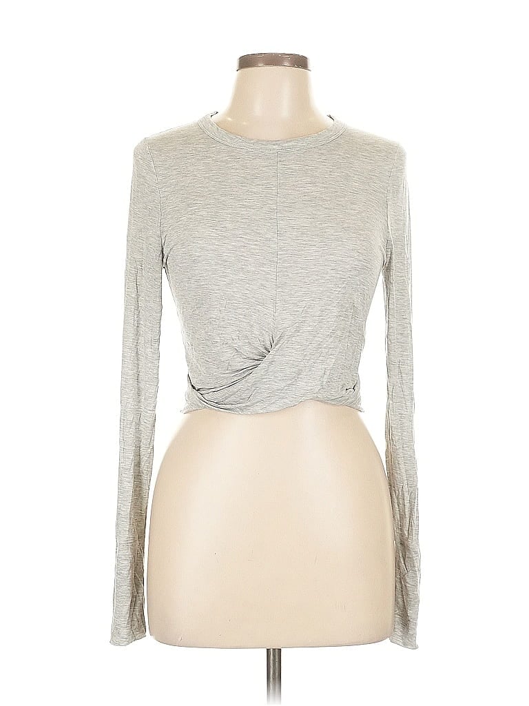 Pre-owned Offline By Aerie Long Sleeve T-shirt In Gray