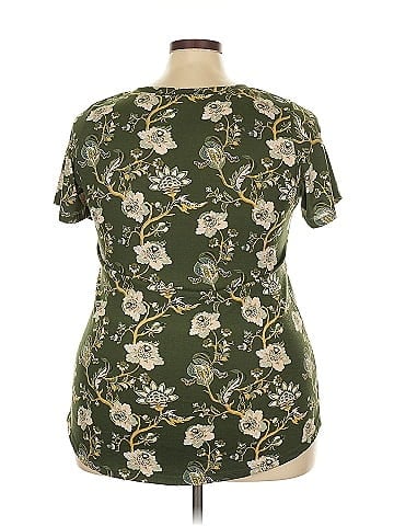 Lularoe Short Sleeve Blouse (view 2)