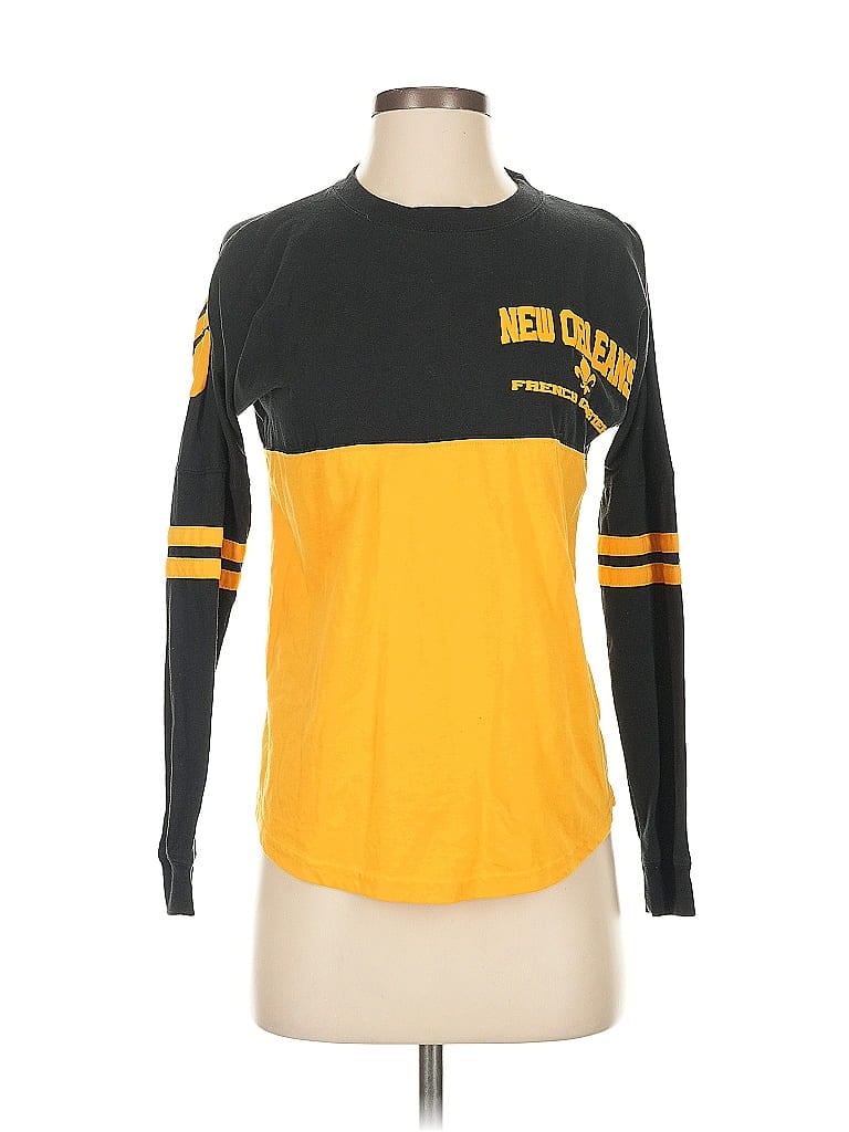 CLASSIC Pre-owned Long Sleeve T-shirt In Yellow