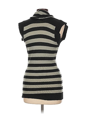 Forever 21 Pullover Sweater (view 2)