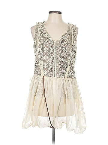 Ryu Sleeveless Blouse (view 1)