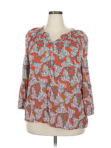 Crown & Ivy 3/4 Sleeve Blouse (view 1)