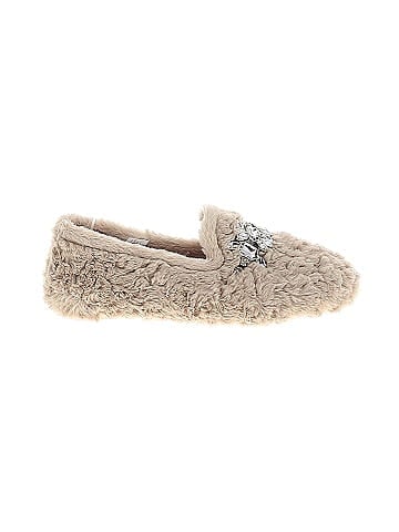 Unbranded Flats (view 1)