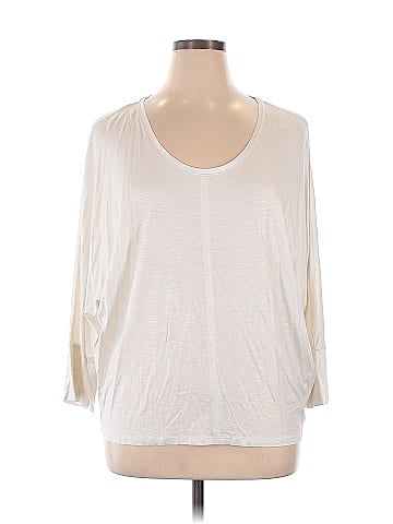 White House Black Market 3/4 Sleeve T-Shirt (view 1)