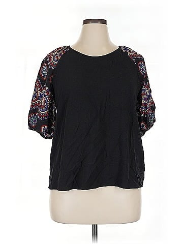 Emery Rose Short Sleeve Top (view 1)