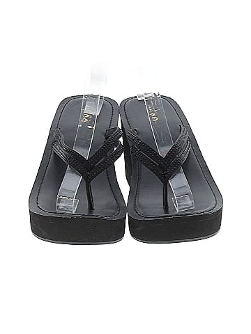 Aldo Wedges (view 2)