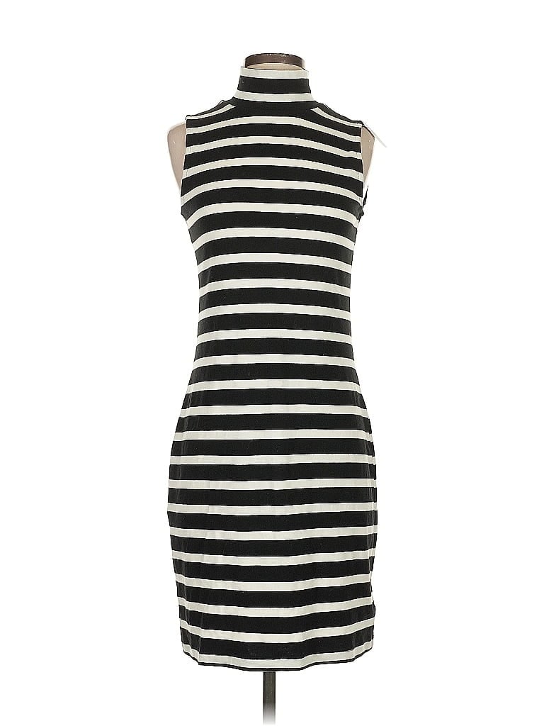 Pre-owned Gap Casual Dress In Black