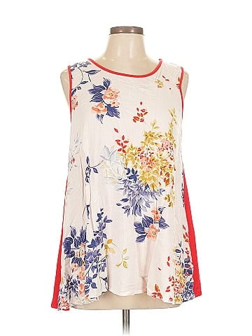 Betsey's Boutique Shop Sleeveless Blouse (view 1)