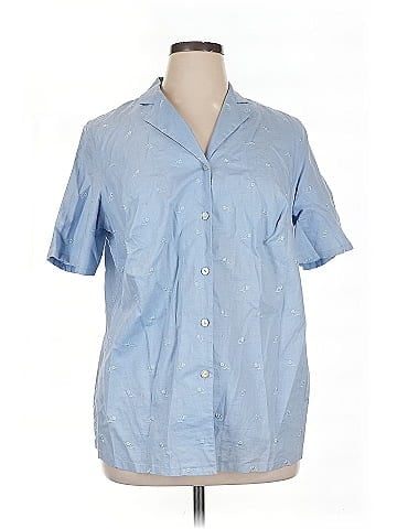 Casual Corner Short Sleeve Button-Down Shirt (view 1)