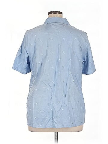 Casual Corner Short Sleeve Button-Down Shirt (view 2)
