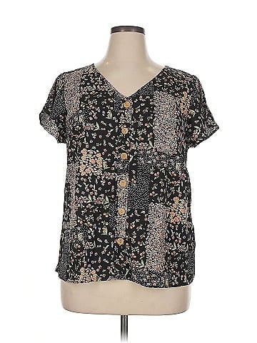 Emery Rose Short Sleeve Blouse (view 1)