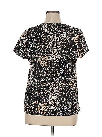 Emery Rose Short Sleeve Blouse (view 2)
