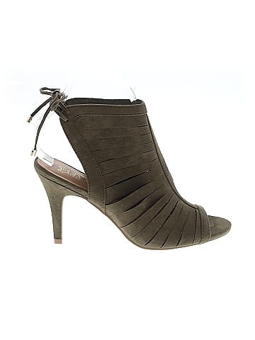 Brash Heels (view 1)