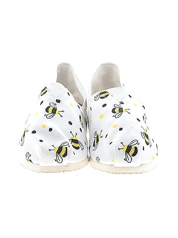 Unbranded Flats (view 2)