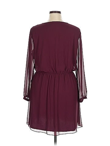 Express Outlet Casual Dress (view 2)