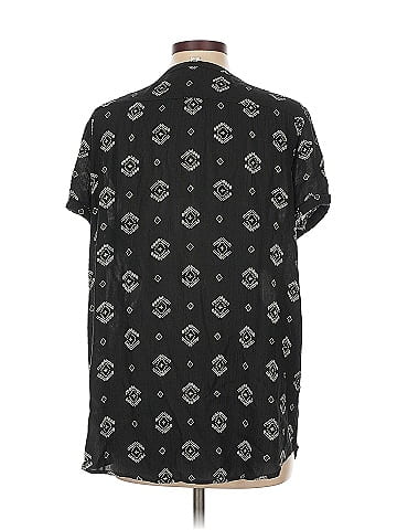 Sonoma Goods for Life Short Sleeve Blouse (view 2)