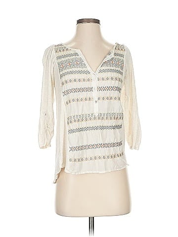 Tiny 3/4 Sleeve Blouse (view 1)