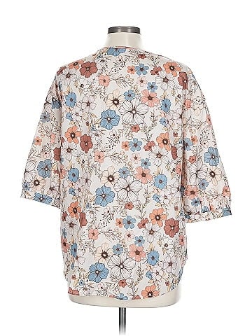 Emery Rose 3/4 Sleeve Blouse (view 2)