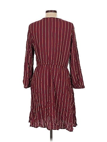 Old Navy Casual Dress (view 2)