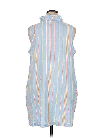 Crown & Ivy Casual Dress (view 2)