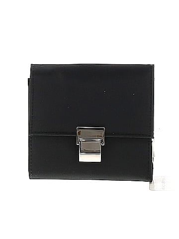 Unbranded Wallet (view 1)