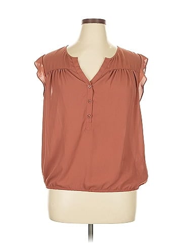 Soho JEANS NEW YORK & COMPANY Short Sleeve Blouse (view 1)