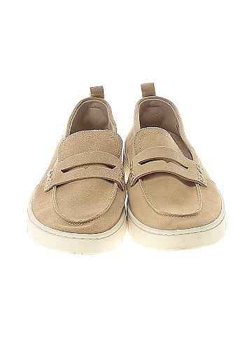 Vionic Flats (view 2)