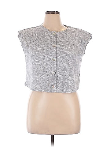 Missguided Sleeveless Button-Down Shirt (view 1)