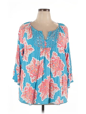 Crown & Ivy 3/4 Sleeve Blouse (view 1)
