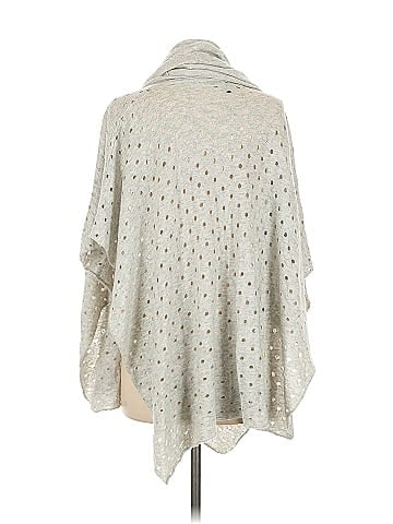 Love Stitch Poncho (view 2)