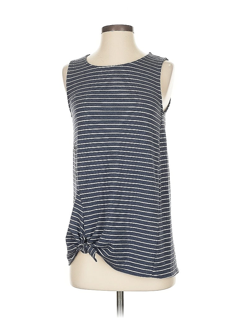Pre-owned Kaileigh Sleeveless T-shirt In Blue