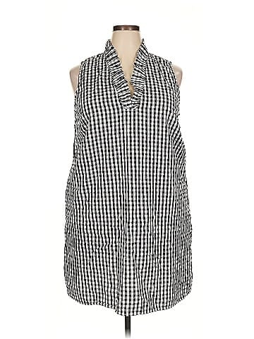 Crown & Ivy Casual Dress (view 1)