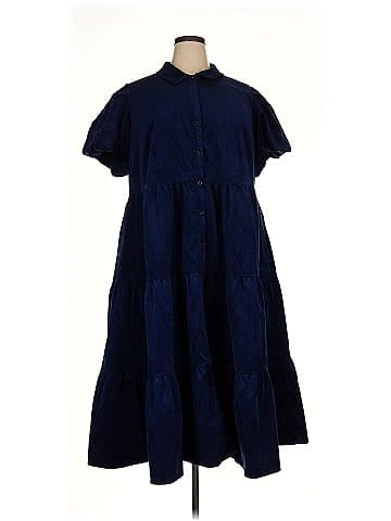 Crown & Ivy Casual Dress (view 1)