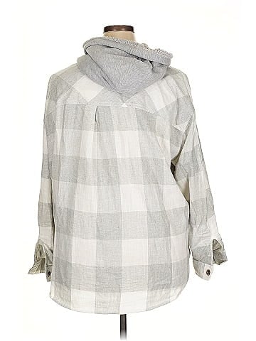 Maurices 3/4 Sleeve Button-Down Shirt (view 2)