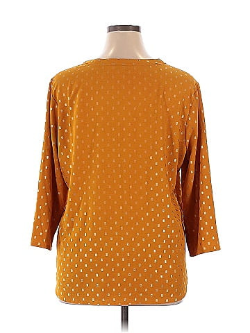 Emily Daniels 3/4 Sleeve Blouse (view 2)